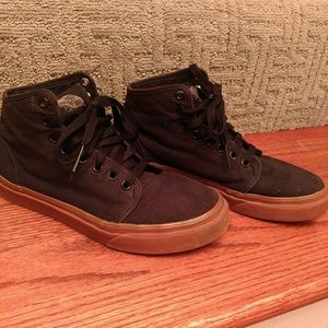 Black canvas vans